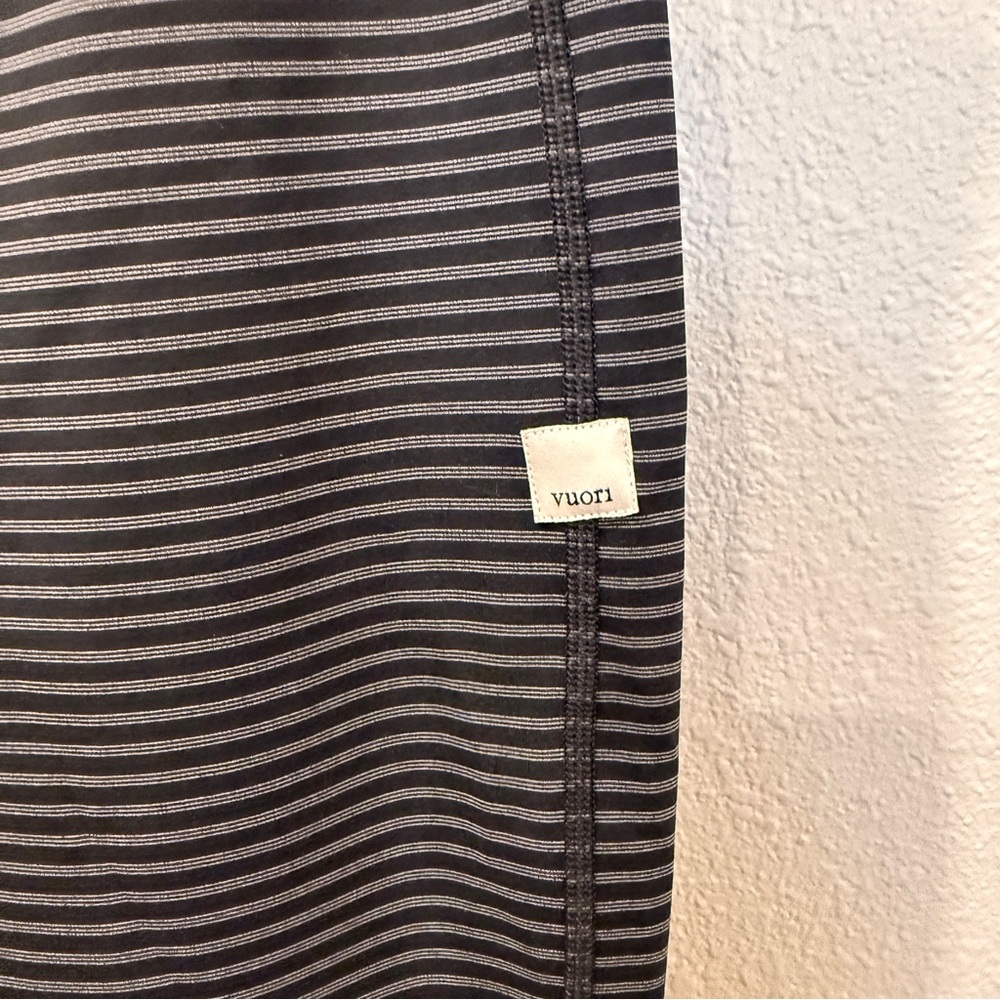 Vuori Stripe Daily Leggings 7/8 Length | Women’s size XL - Picture 5 of 7